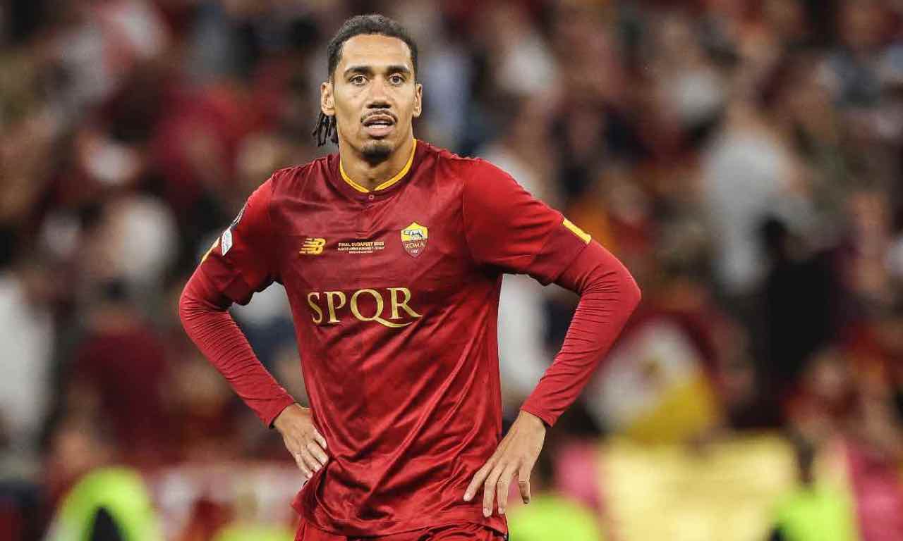 Roma Svolta Smalling Le Ultime Sul Difensore Fanno Esultare De Rossi