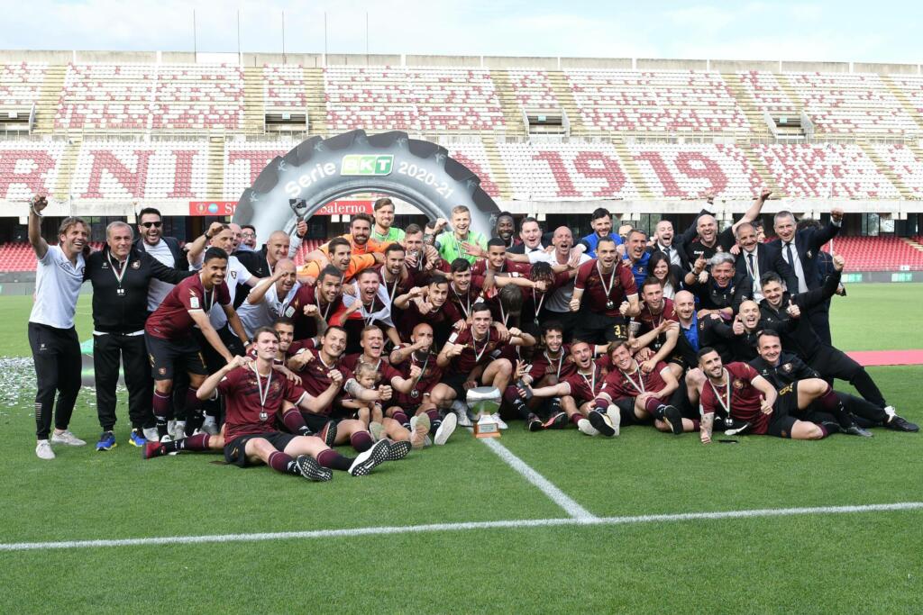 Avv. Salernitana: “Nessuna bocciatura, la FIGC ci ha chiesto dei chiarimenti”