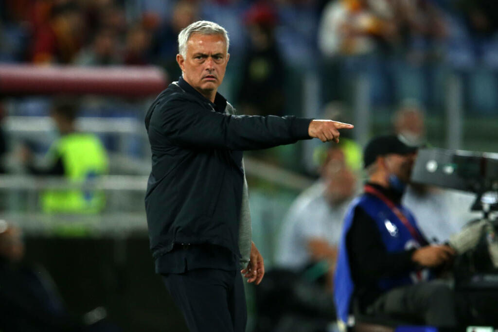 Roma, Mourinho: “Voglio una squadra che lotti su ogni pallone”