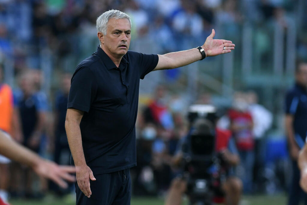 Roma, Mourinho: “Zorya squadra organizzata, ci metterà in difficoltà”