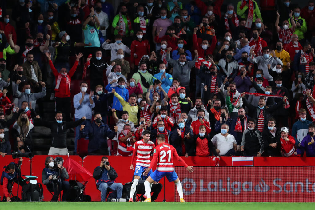 Granada-Siviglia 1-0, Rochina regala la prima vittoria agli andalusi