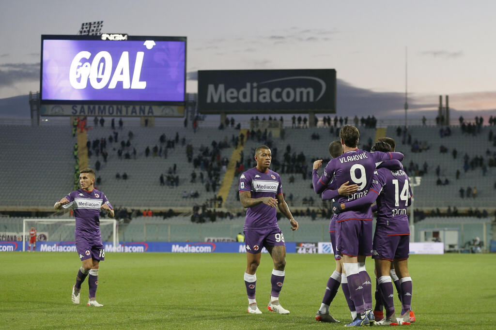 Fiorentina, Barone: “Mi immagino una Fiorentina competitiva. Seguiamo Ikoné”