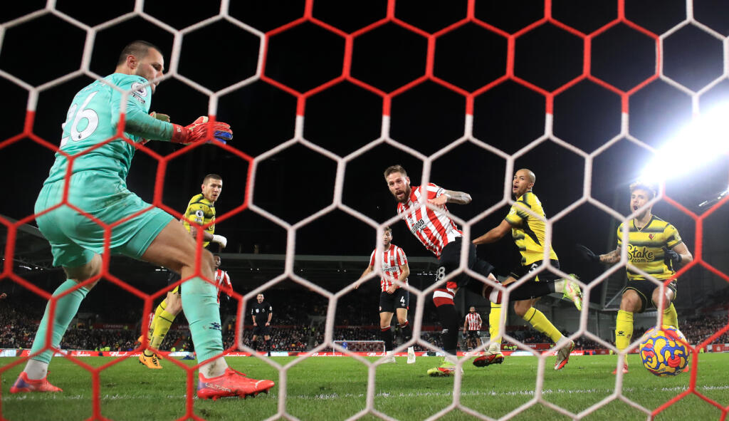 Premier League, il Brentford agguanta la vittoria contro il Watford al 95′