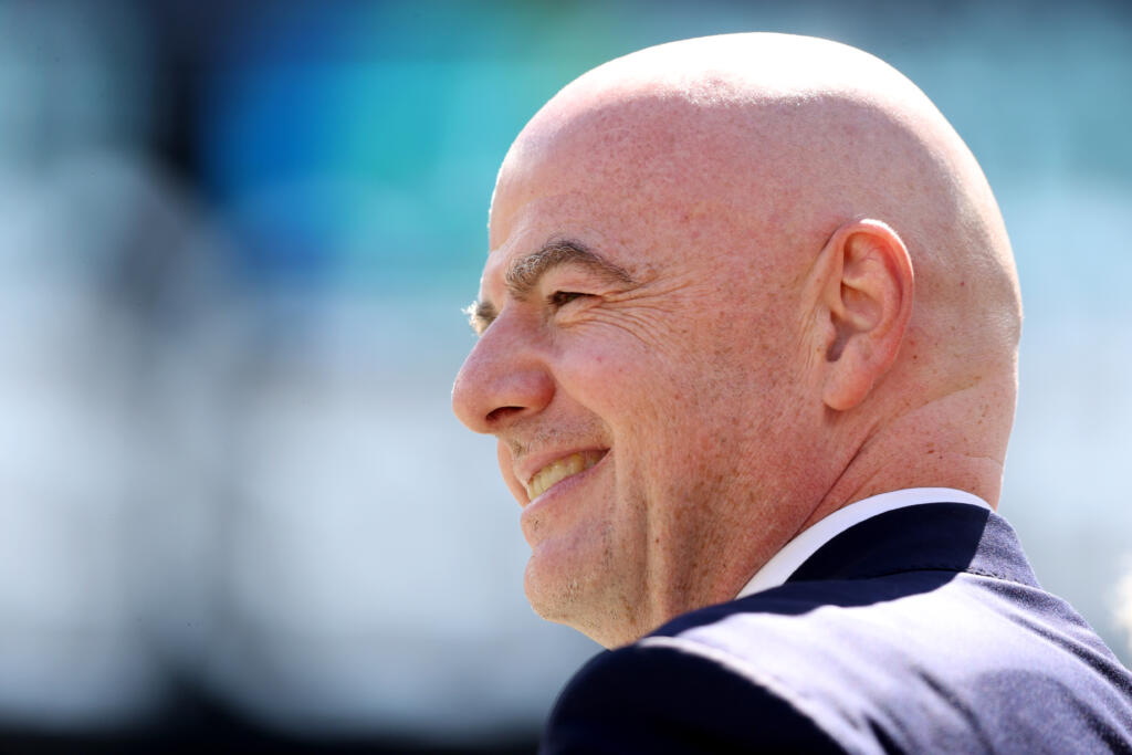 Calciomercato, Infantino sulle plusvalenze: “Servono regole nuove”