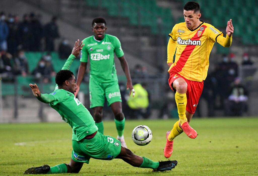 Ligue 1, il Lens batte il Saint Etienne all’ultimo respiro