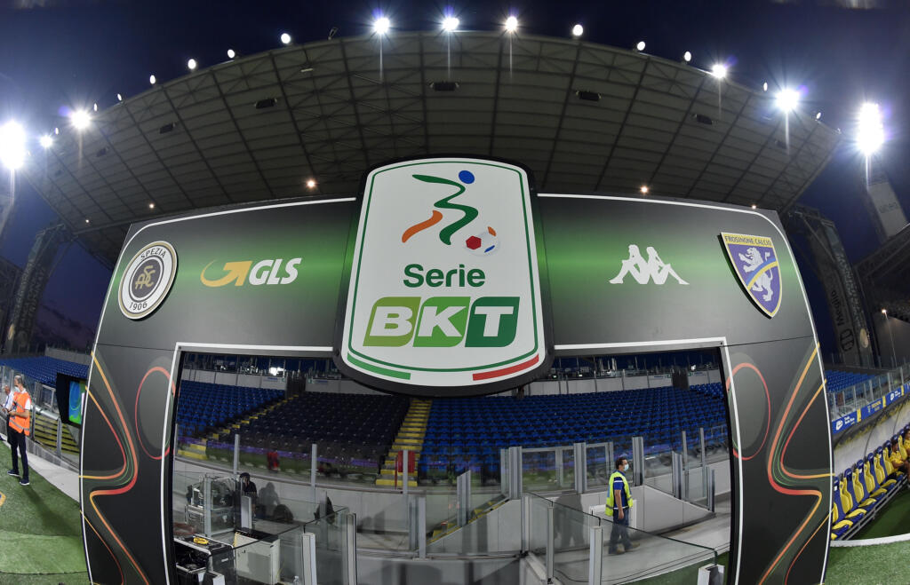 Serie B, Il Frosinone Batte 2-0 Il Benevento E Lo Aggancia In ...