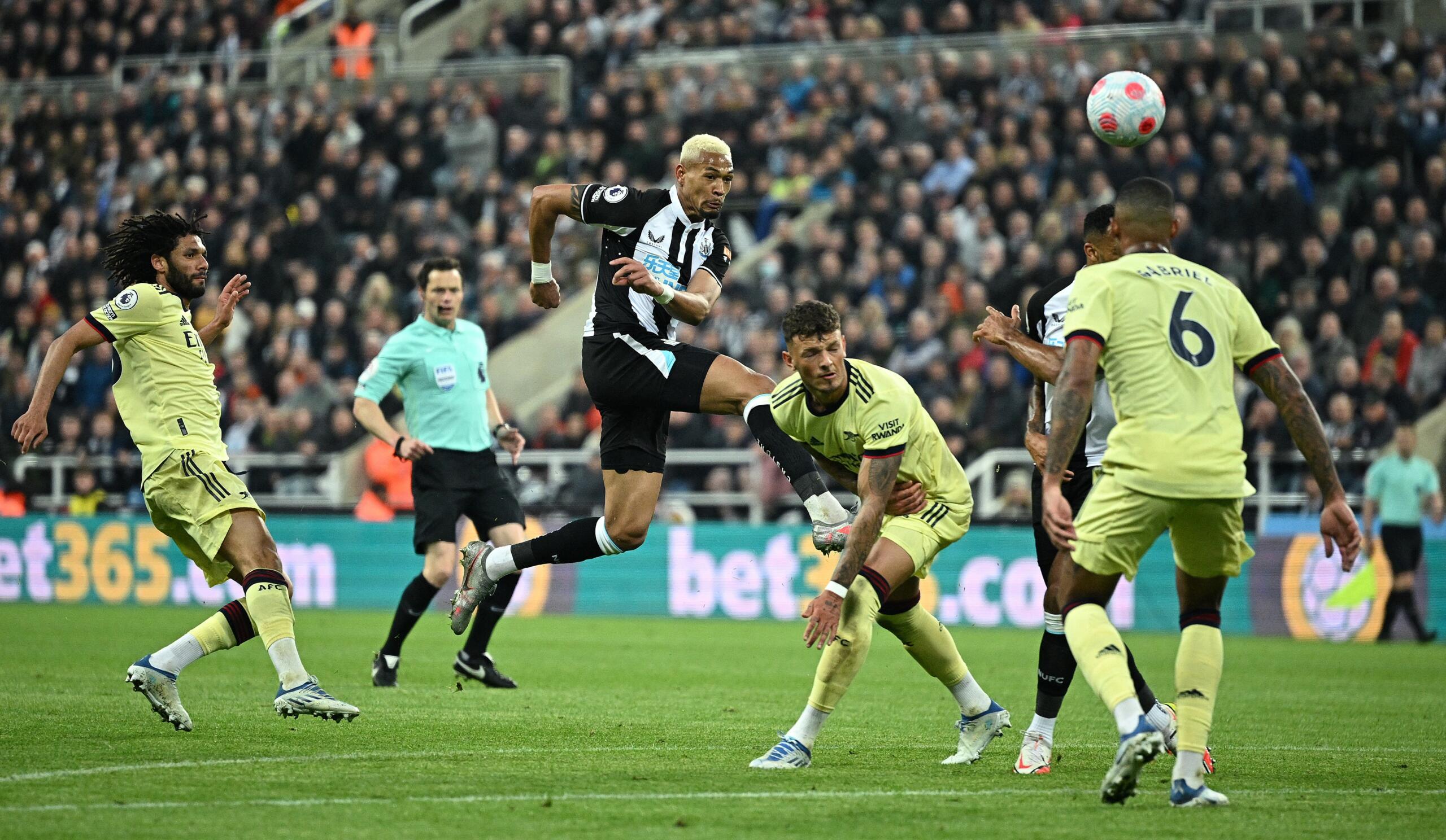 Newcastle Arsenal