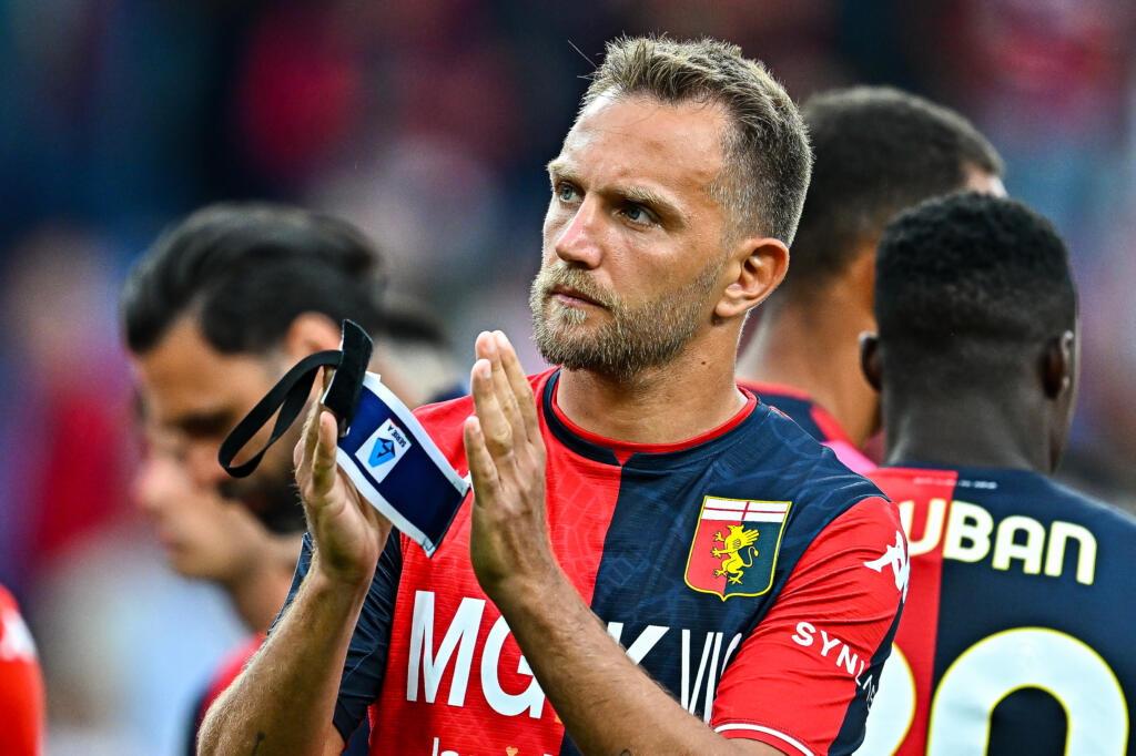 Genoa, risolto il contratto di Criscito: inizia l’avventura a Toronto