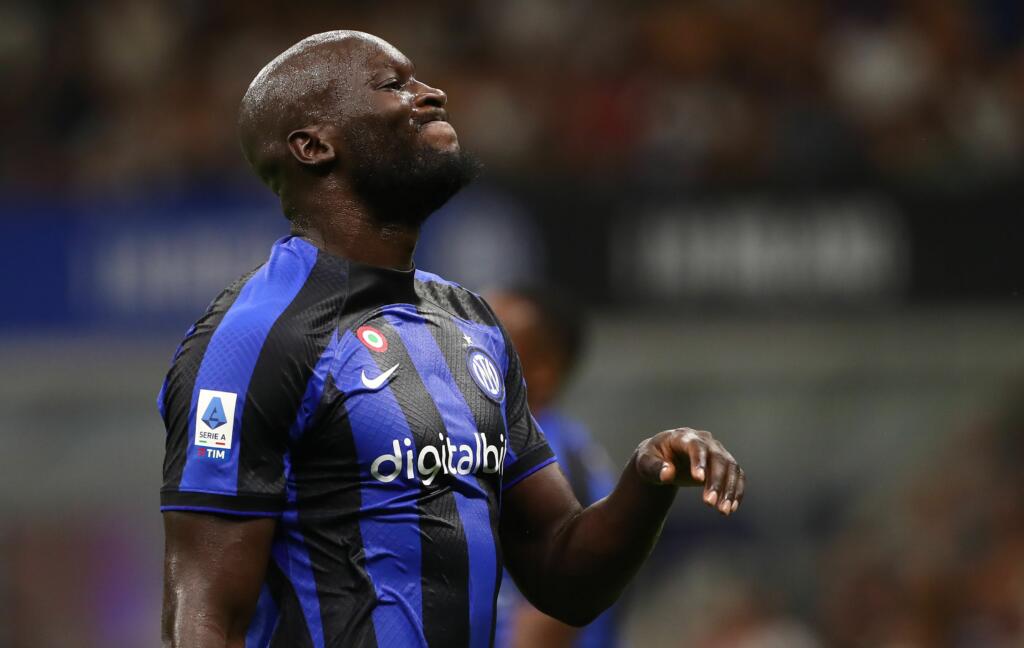 Inter, Lukaku si allena a parte. Previsto il rientro contro la Roma