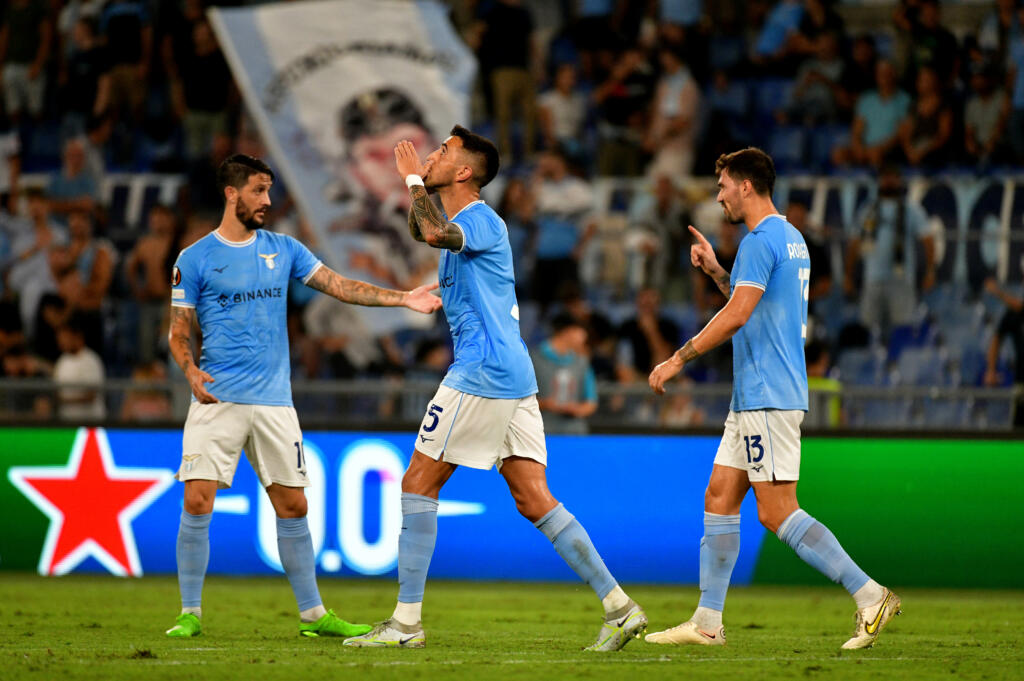 Lazio-Feyenoord 4-2, la cronaca: biancocelesti straripanti all’Olimpico