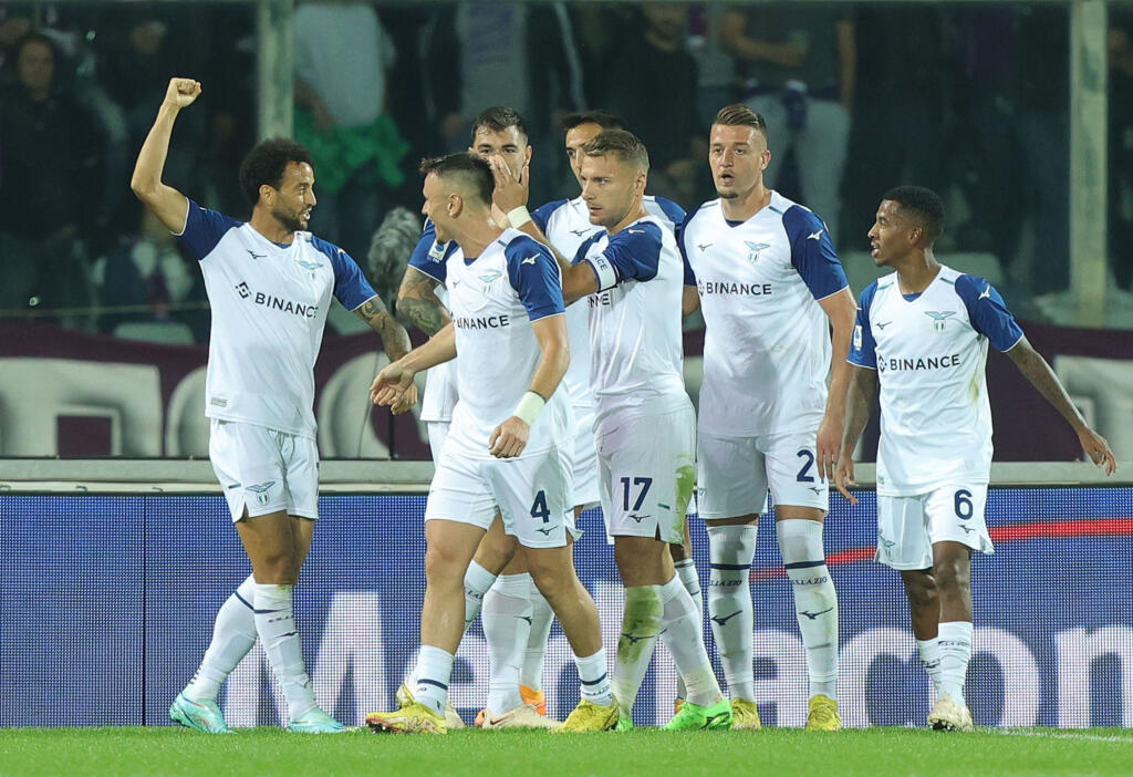 Fiorentina-Lazio 0-2, la cronaca del primo tempo: a segno Vecino e Zaccagni