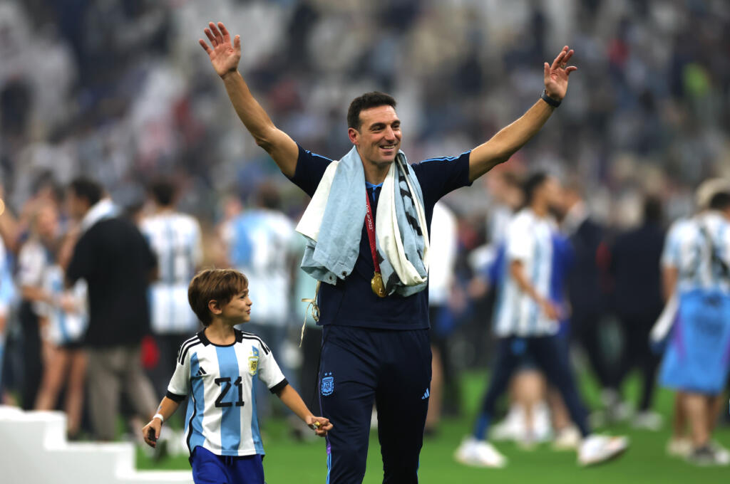 Argentina, Scaloni: “Messi? Spero continui in Nazionale”