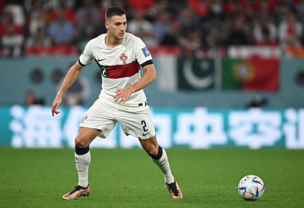 Mercato estero, il Manchester United pronto a blindare Dalot