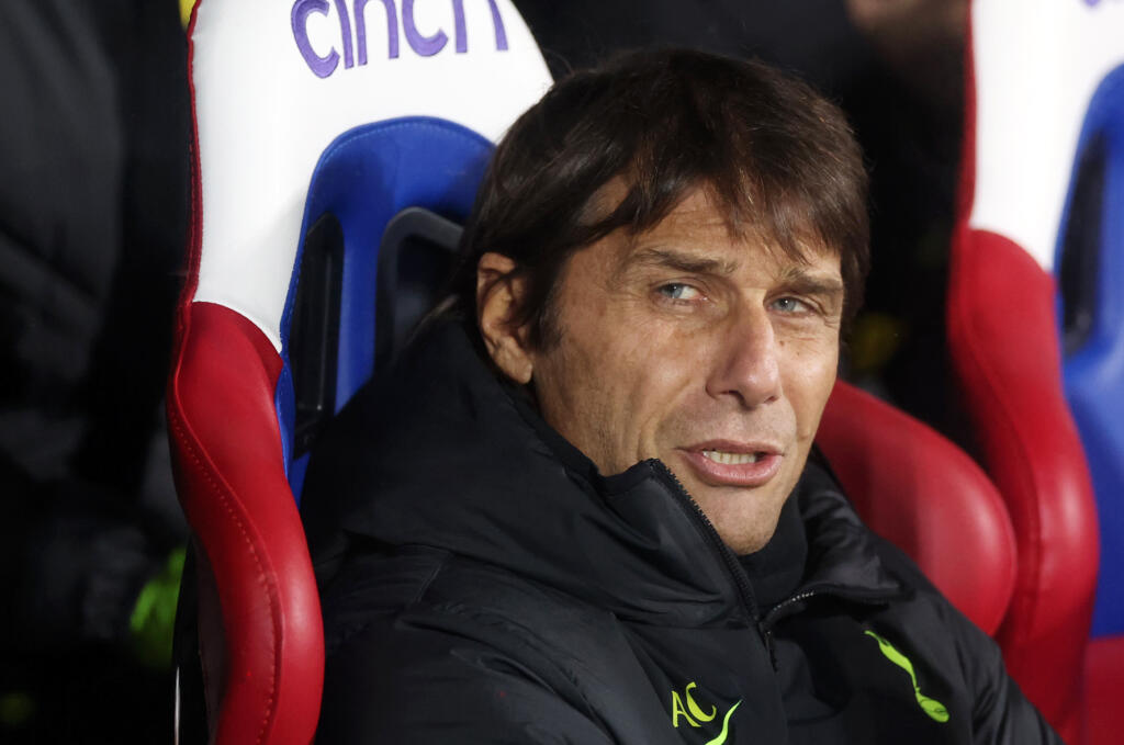 Tottenham, Conte sul probabile addio di un giocatore: “Decide il club”