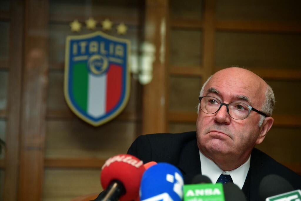 Calcio in lutto, è morto Carlo Tavecchio