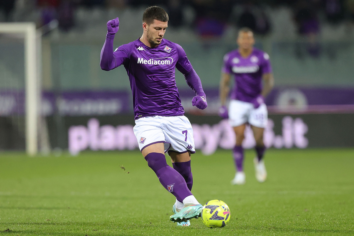 Jovic Conference League Fiorentina