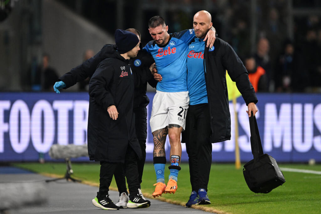 Napoli a lavoro per la Juventus: le condizioni degli infortunati