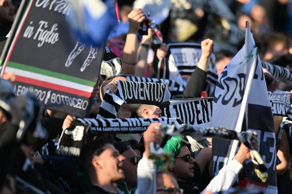 Juventus, caccia al nuovo direttore sportivo: c’è un nome in pole