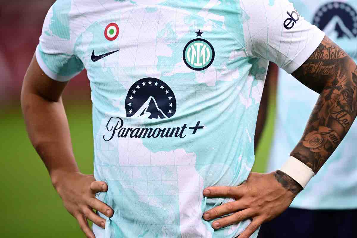 Inter, la nuova maglia in vendita anche senza sponsor