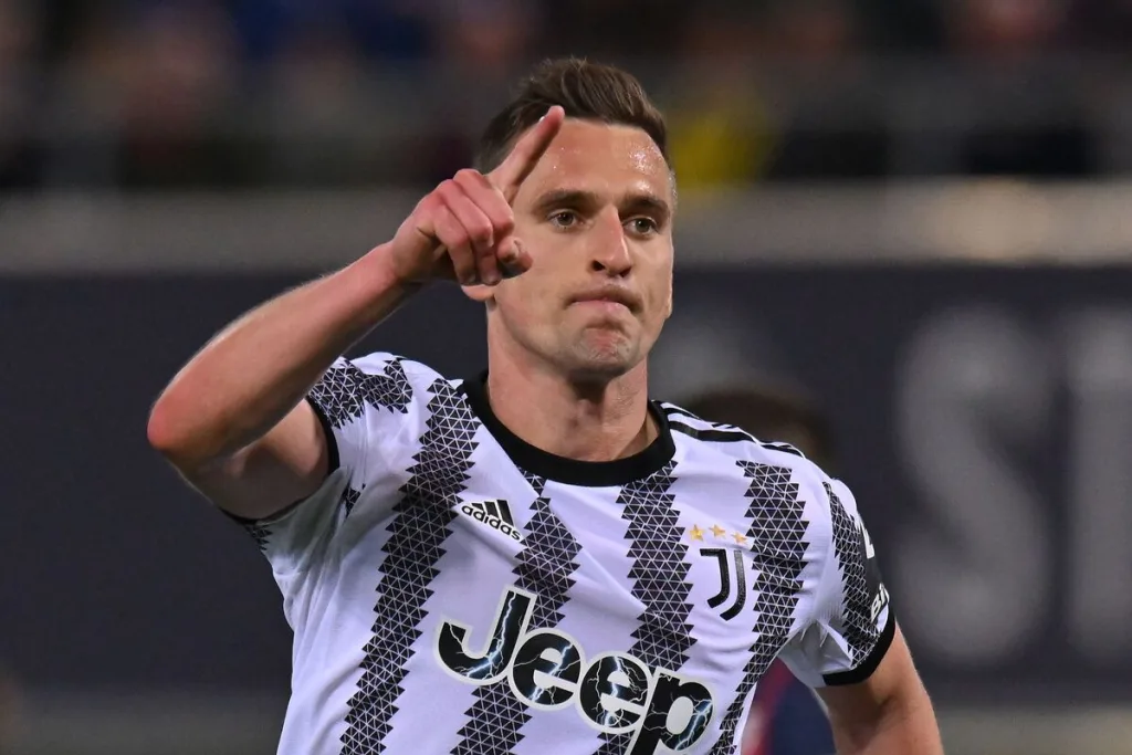 Mercato Juventus, ad un passo il ritorno di Milik: ecco cosa manca