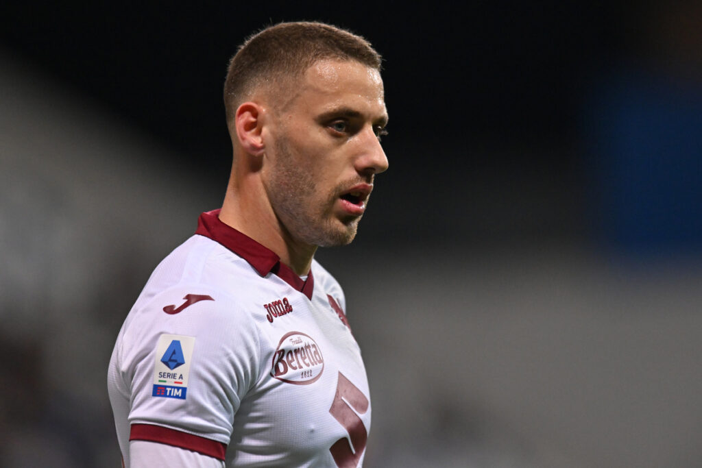 Torino, si complica il riscatto di Vlasic: intrigo con West Ham e CSKA Mosca