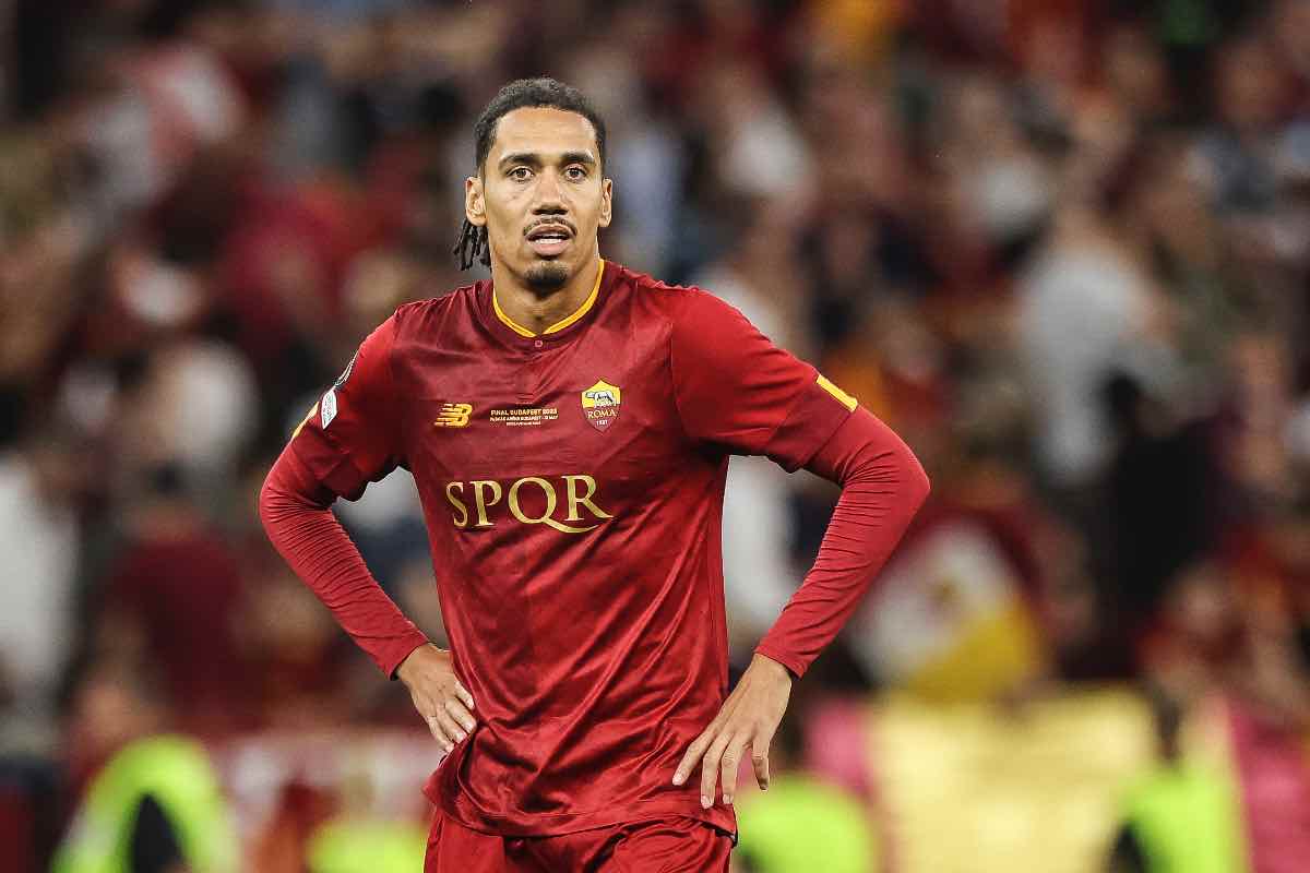 Smalling ancora out contro il Genoa: è un caso