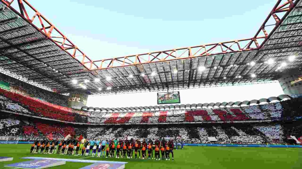 Milan-Lazio, il Diavolo prepara la bolgia: oltre 70.000 a San Siro