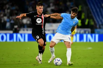 Bastoni Skriniar Linter Batte La Lazio E Torna In Vetta Cip