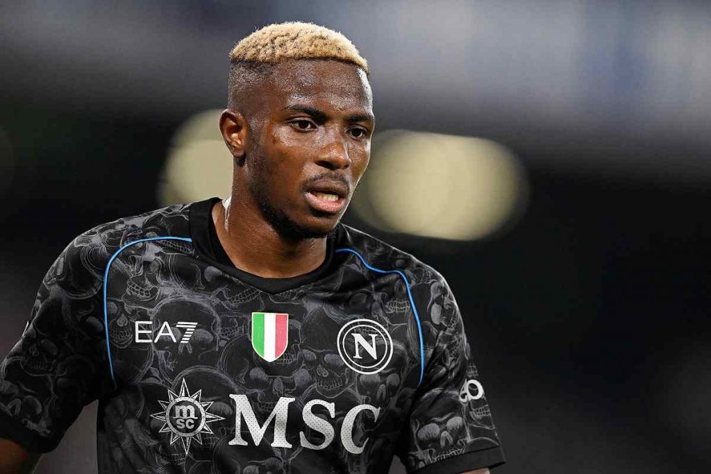 Mercato Napoli, tentazione Premier per Osimhen