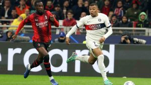 Kylian Mbappé sfida in velocità Fikayo Tomori