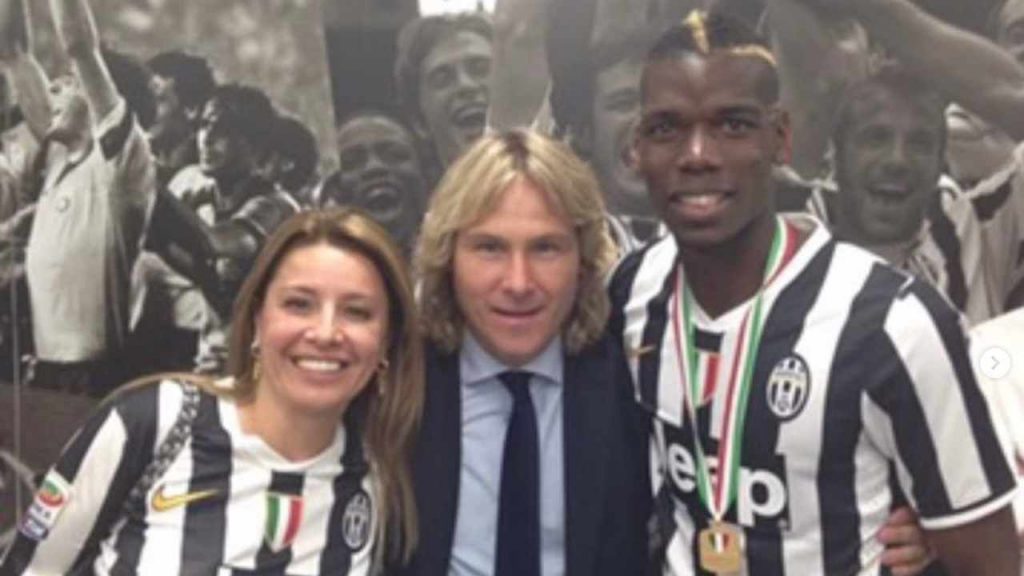 Rafaela Pimenta con Paul Pogba e Pavel Nedved