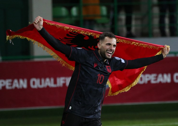 Nedim Bajrami, calciatore dell'Albania