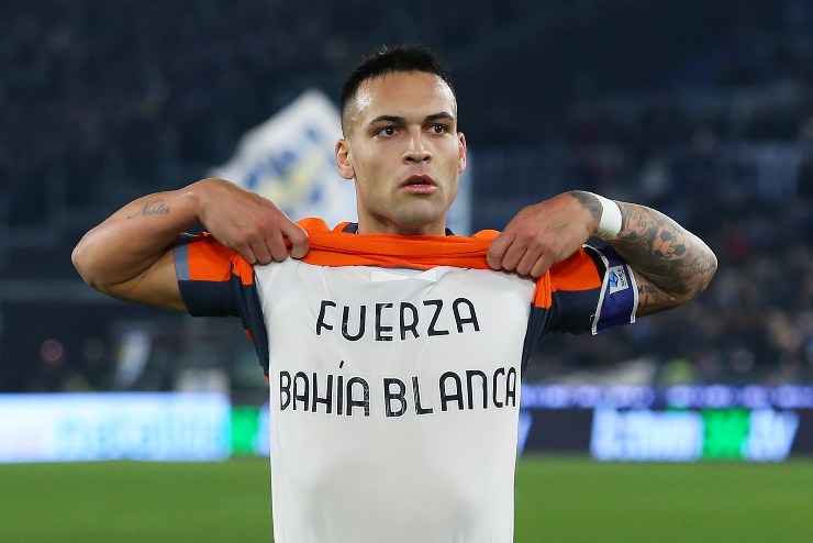 Dedica di Lautaro durante Lazio-Inter