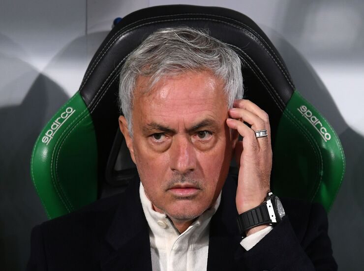 Mourinho squalifica