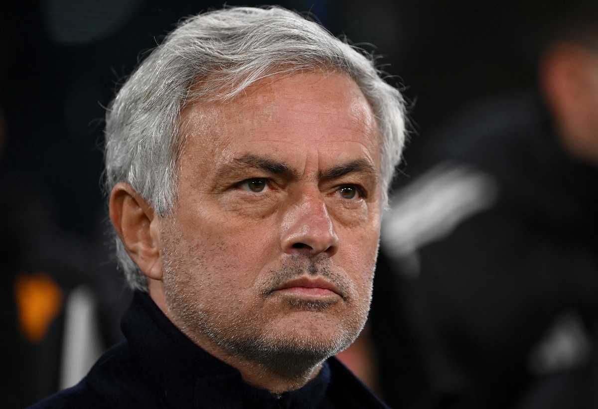 mourinho esonerato