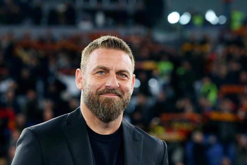 Roma, De Rossi in conferenza stampa: “Con il Feyenoord sempre gare importanti”