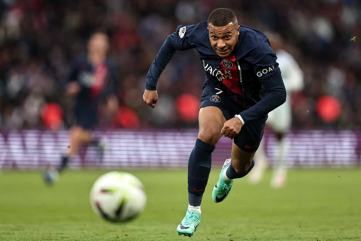 Nè Leao né Osimhen, il PSG cambia obiettivo per sostituire Mbappé