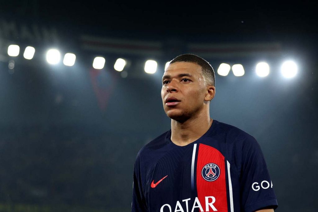 Mbappè, ora è anche ufficiale: annunciato l’addio al PSG