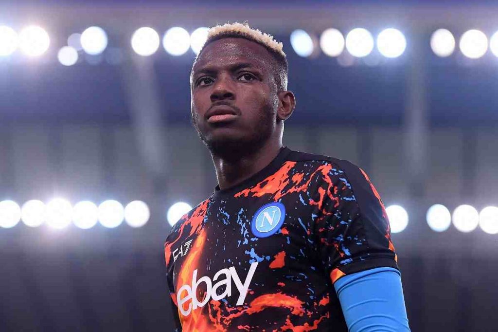 Mercato Napoli, un top club si sfila per Osimhen? I dettagli