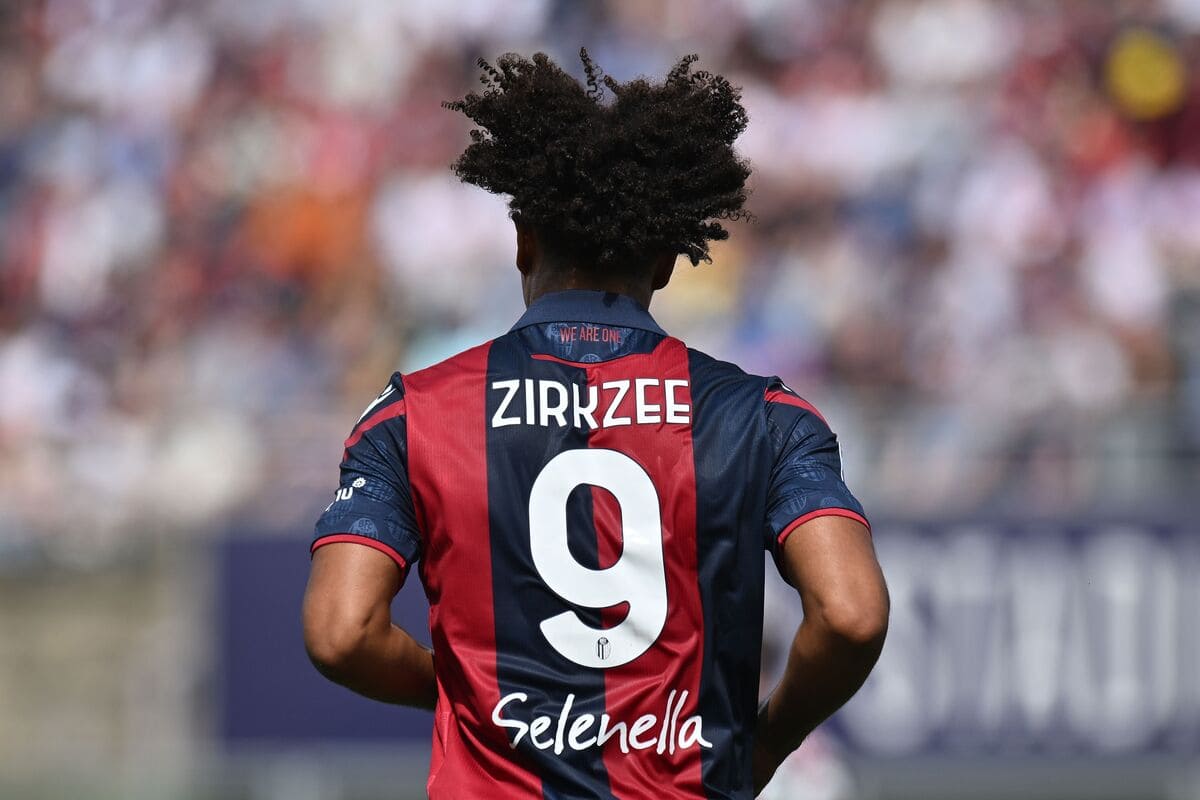 Joshua Zirkzee, Bologna