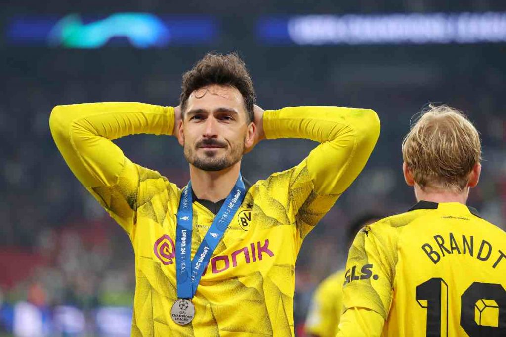 Hummels, colpo di scena Bologna: ha dirottato le visite mediche