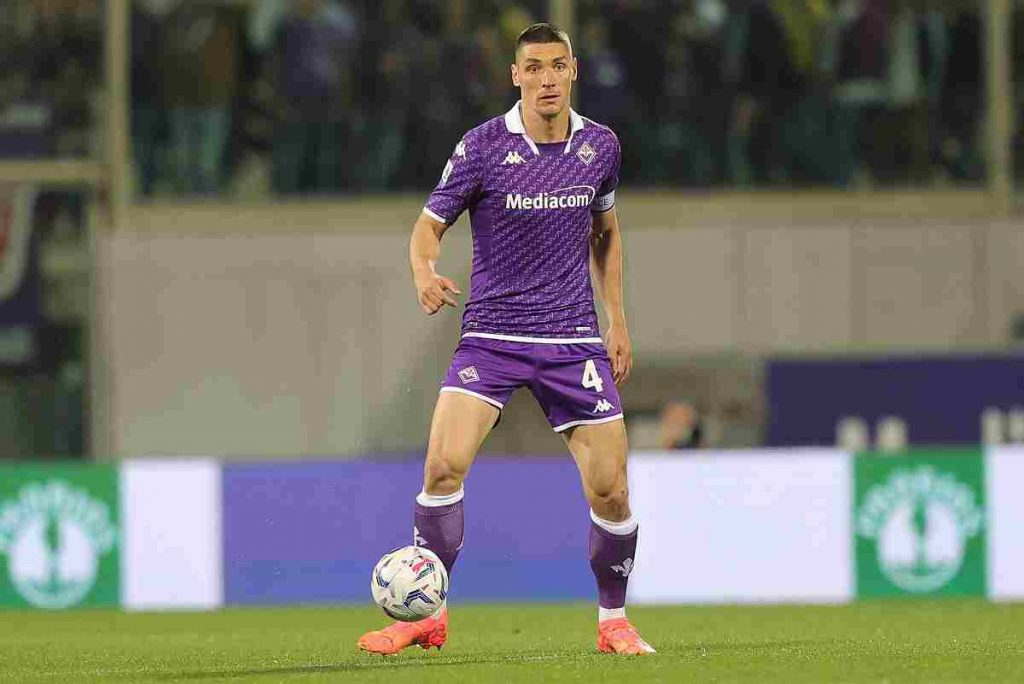 Mercato Fiorentina, assalto dalla Premier per Milenkovic