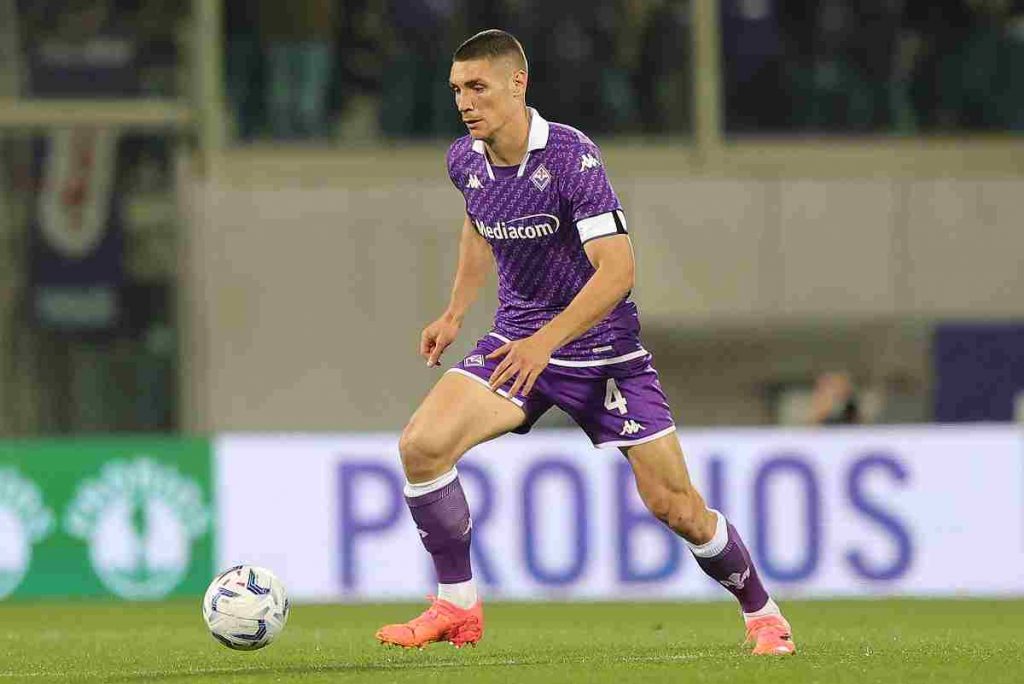 Mercato Fiorentina, Milenkovic verso l’addio. Il Nottingham Forest alza l’offerta