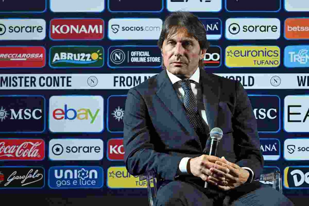 Napoli, le parole di Conte: “Il nostro obiettivo realistico è tornare in Champions”