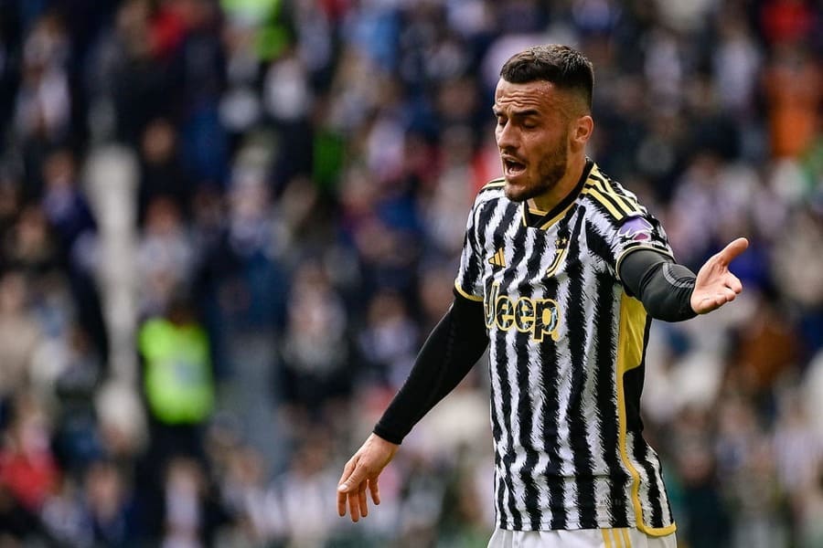 Juventus, la questione Kostic si complica: il punto