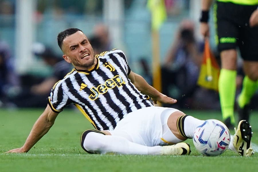 Filip Kostic, Juventus