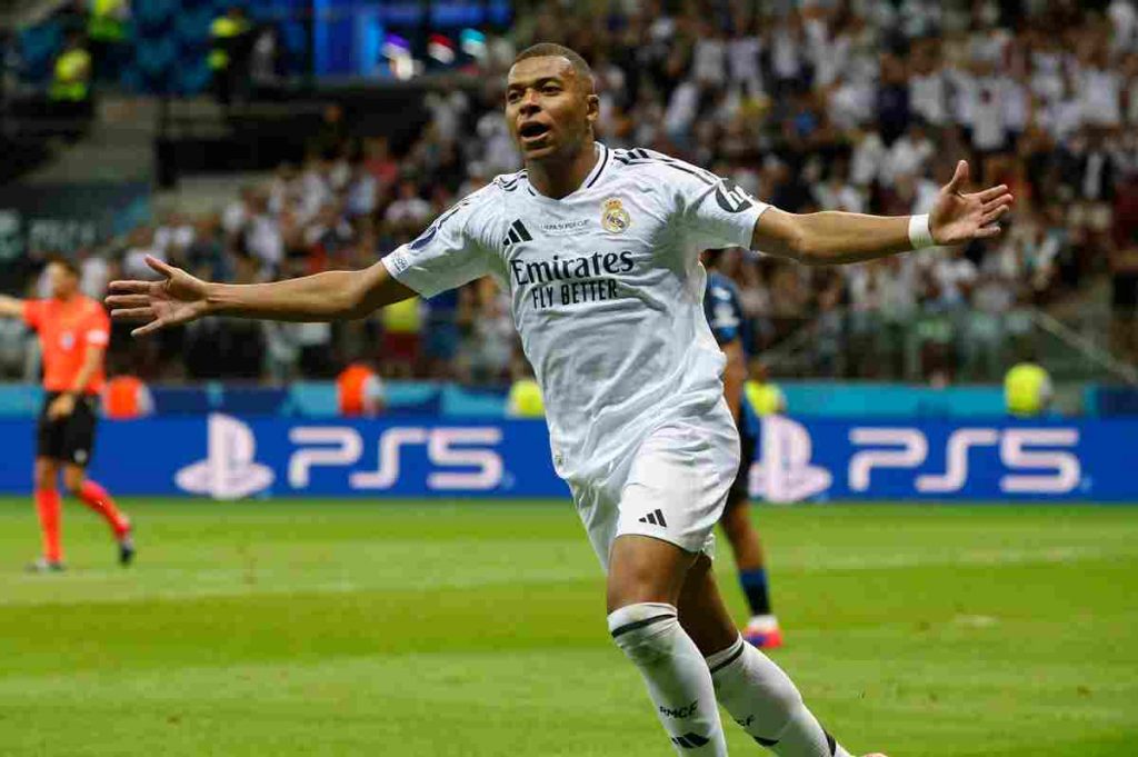 Real Madrid-Atalanta 2-0, Valverde e Mbappé stendono la Dea. Supercoppa Europea ai Blancos