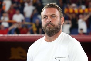 Daniele De Rossi esonerato dalla guida tecnica della Roma dopo 4 giornate