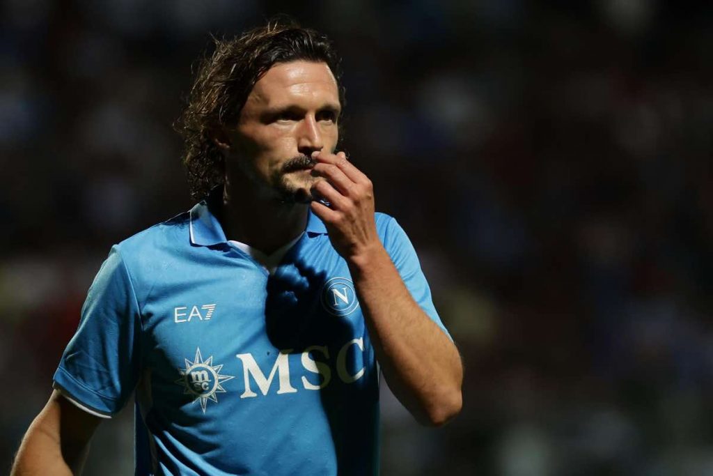 Napoli, Mario Rui vuole essere reintegrato