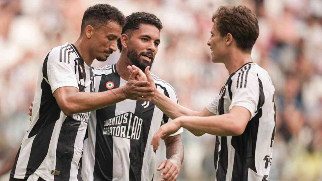 Juventus irremovibile: anche se arriveranno due difensori, andrà via | Ormai è deciso